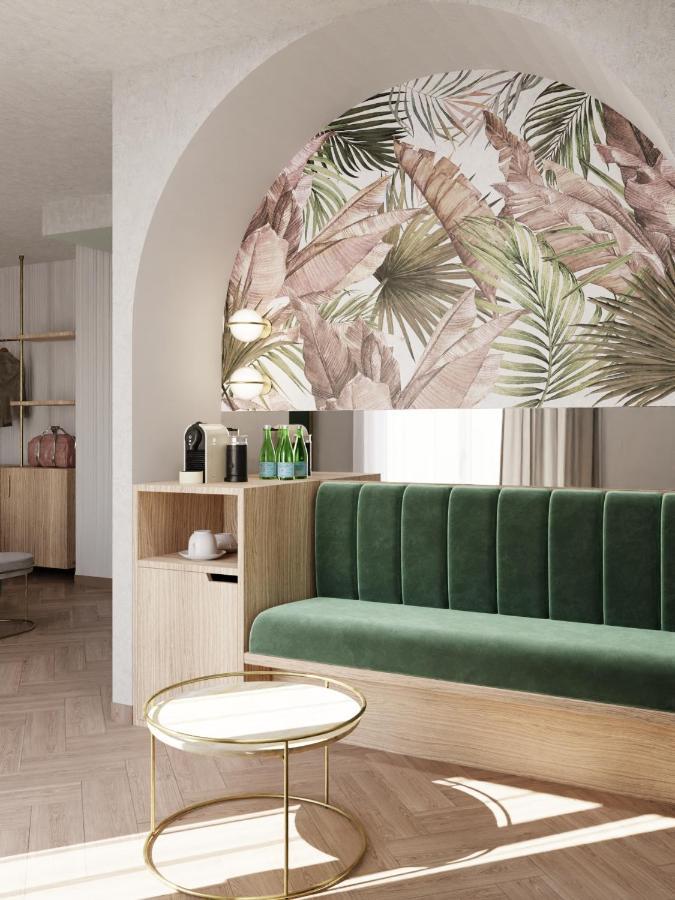 לידו די ג'סולו Salus Smart & Chic Hotel מראה חיצוני תמונה
