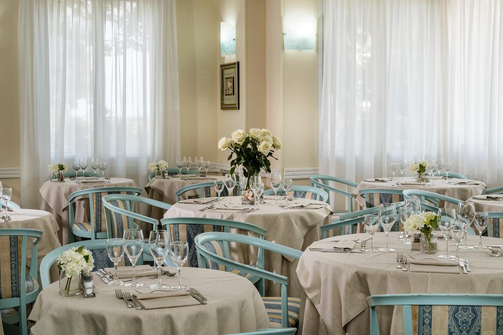 לידו די ג'סולו Salus Smart & Chic Hotel מראה חיצוני תמונה