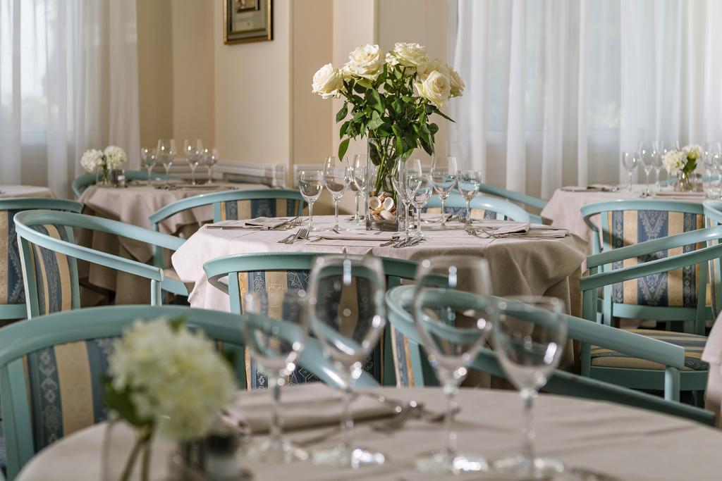 לידו די ג'סולו Salus Smart & Chic Hotel מראה חיצוני תמונה