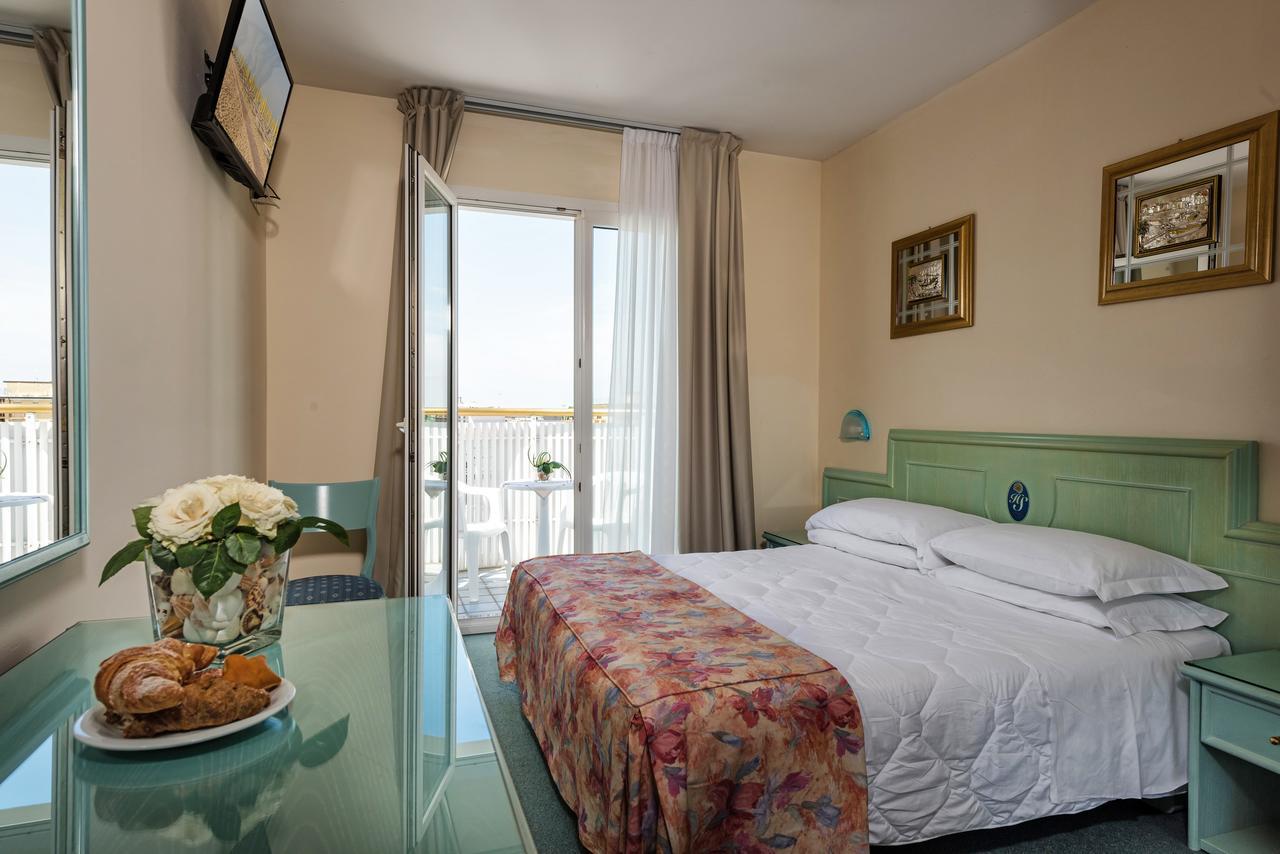 לידו די ג'סולו Salus Smart & Chic Hotel מראה חיצוני תמונה
