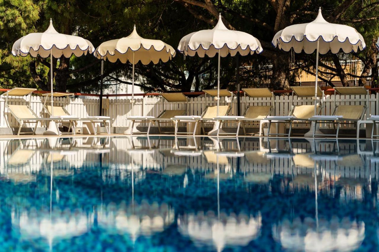 לידו די ג'סולו Salus Smart & Chic Hotel מראה חיצוני תמונה